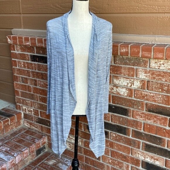 Athleta Coronado Wrap Top Waterfall Lightweight Cardigan Size Small - Picture 1 of 8